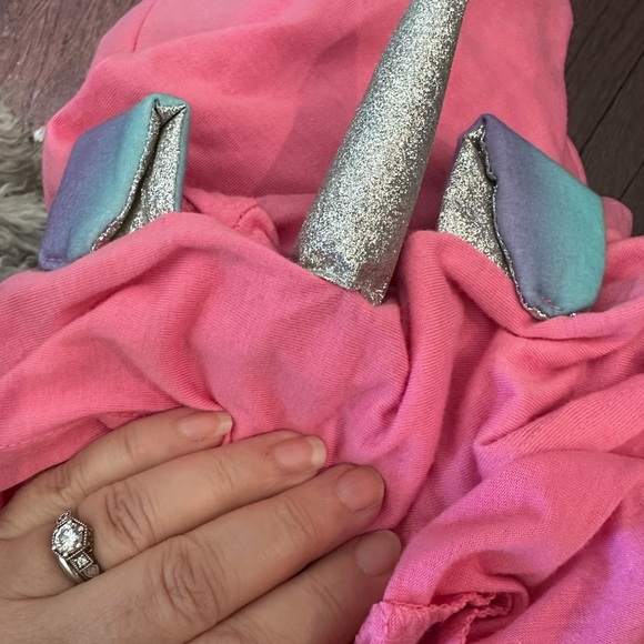 dELiA*s Pink Graphic Hoodie Tank - Picture 7 of 8